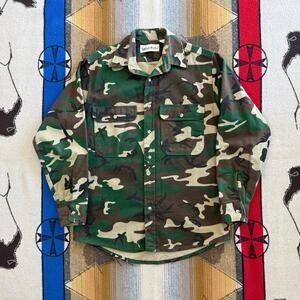 Vintage 90s Gander Mountain Camo Camouflage Button Up Size Medium USA Made